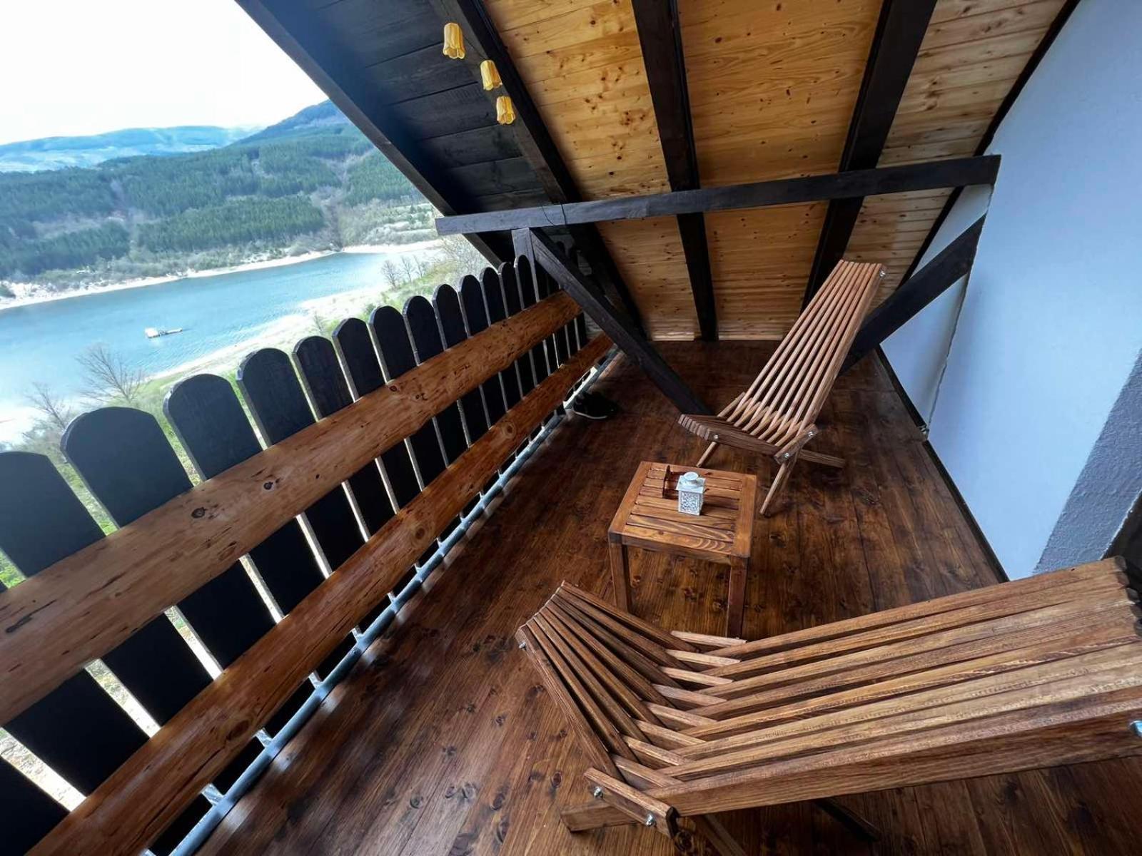 Zavojsko Jezero - Vila Jezero Pirot Exteriör bild